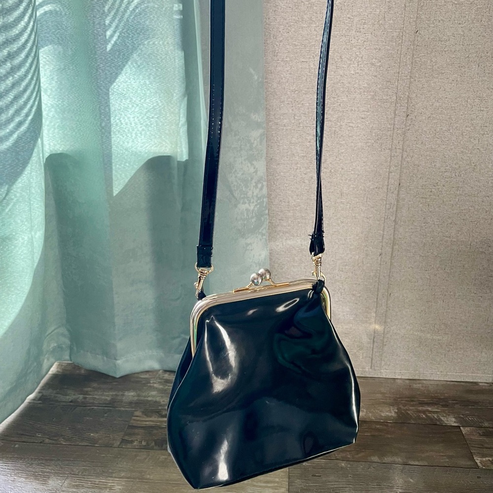 Laura Scott Vintage Black Patent Crossbody Bag with Gold Frame